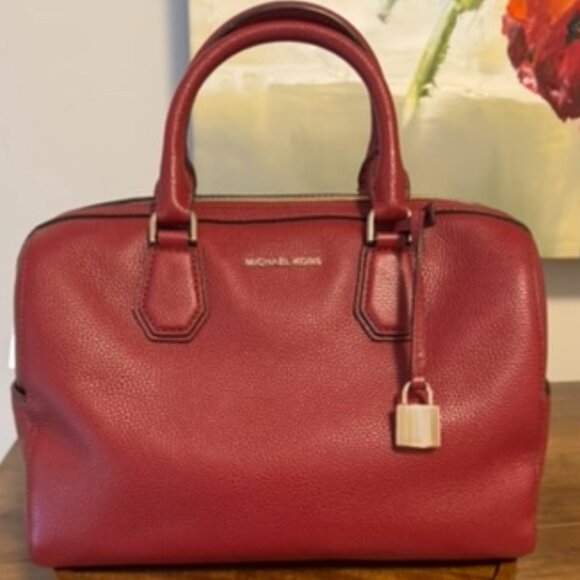 NWT Michael Kors Satchel Maroon - Medicine Bag Style COMES WITH MATCHING WALLET - Picture 1 of 6